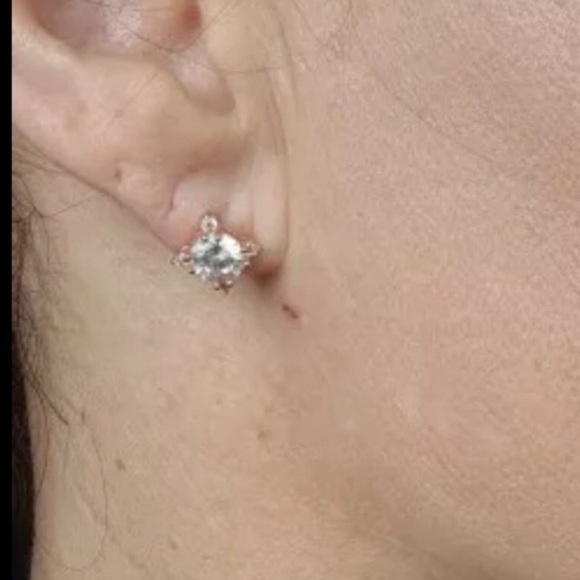 1ct Solitaire Studs - Picture 13 of 14